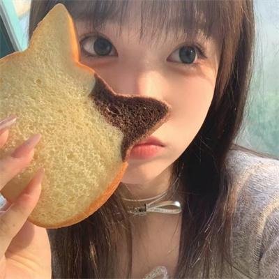 主演 B